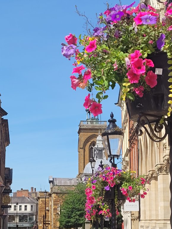 2021 Northampton in Bloom - All Saints Church